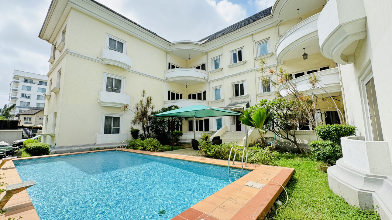 furnished 3-bedroom shortlet apartment in victoria island